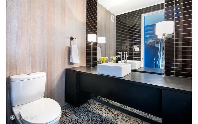 Sold by Douglas Elliman | media 10