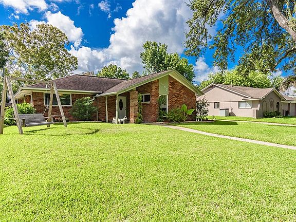 5th image of 142 Highland Terrace Dr