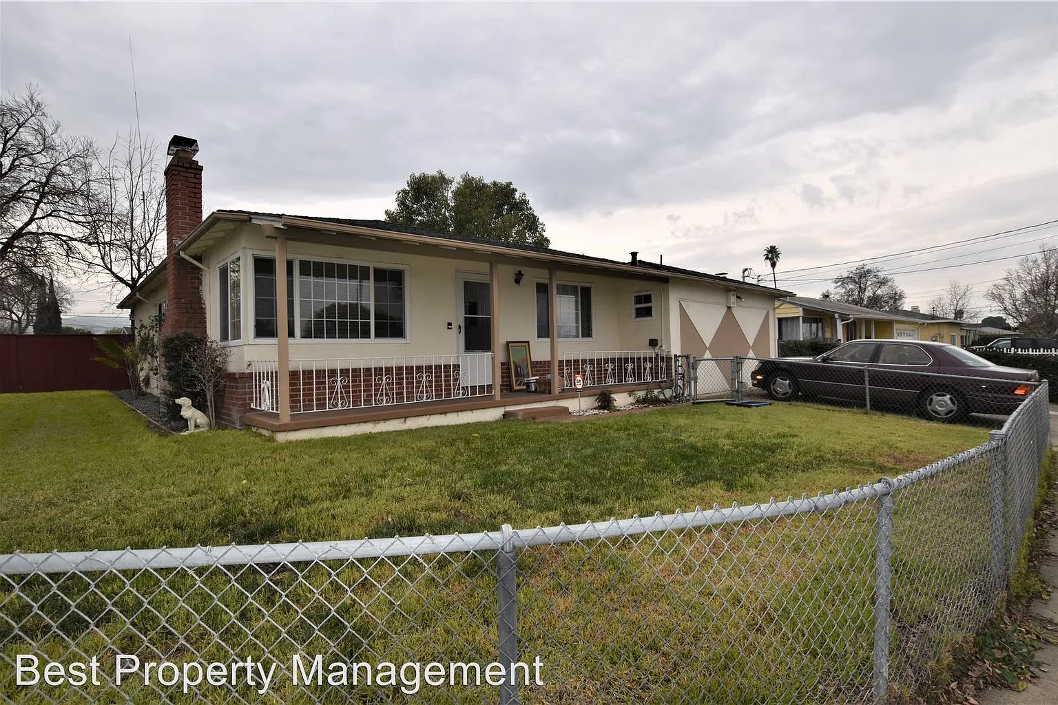 103 W Leland Rd photo 1