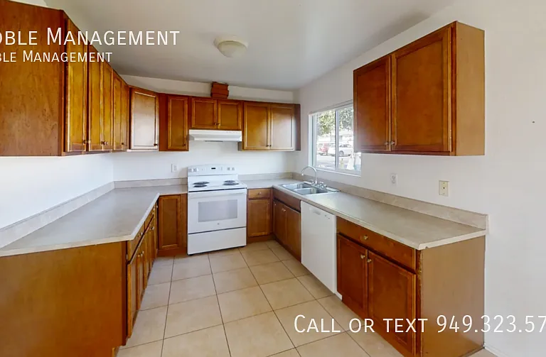 14702 Plaza Dr #A-D — Photo 6