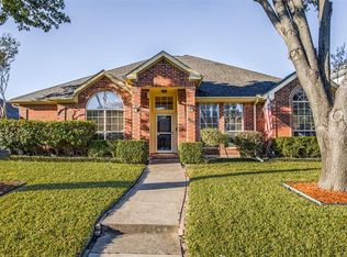 2517 Hyacinth Dr, Mesquite, TX 75181