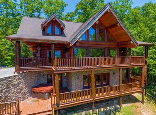 315 Whippoorwill Ridge Rd, Gatlinburg, TN 37738