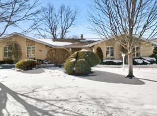 272 Cardinal Dr, Bloomingdale, IL 60108