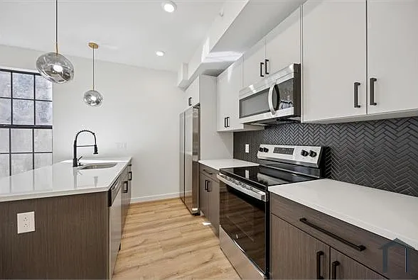 300 W Norris St #7 — Photo 19