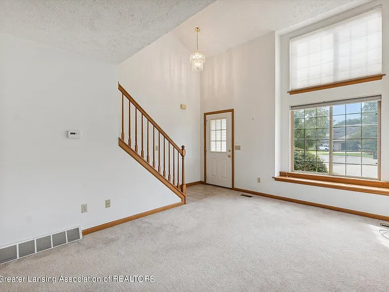 3718 Taos Cir — Photo 3