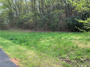 120 Chestatee Dr, Cleveland, GA 30528