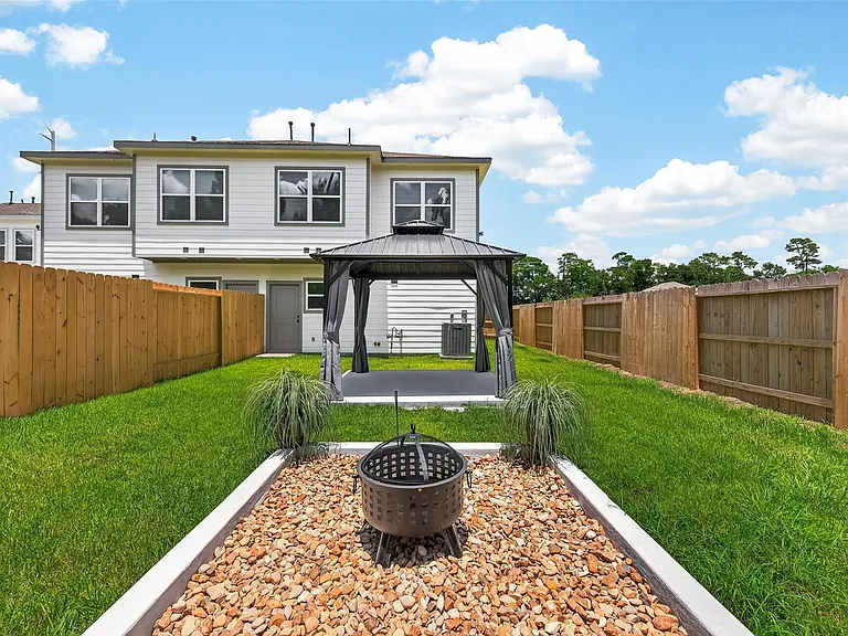 8306 Tidwell Rd #B — Photo 23