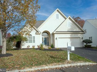 625 N Settlers Cir, Warrington, PA 18976