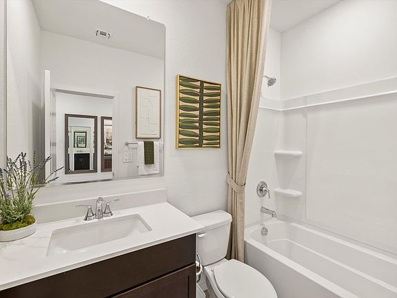 PHX_Bathroom_12890-N-305TH-AVE