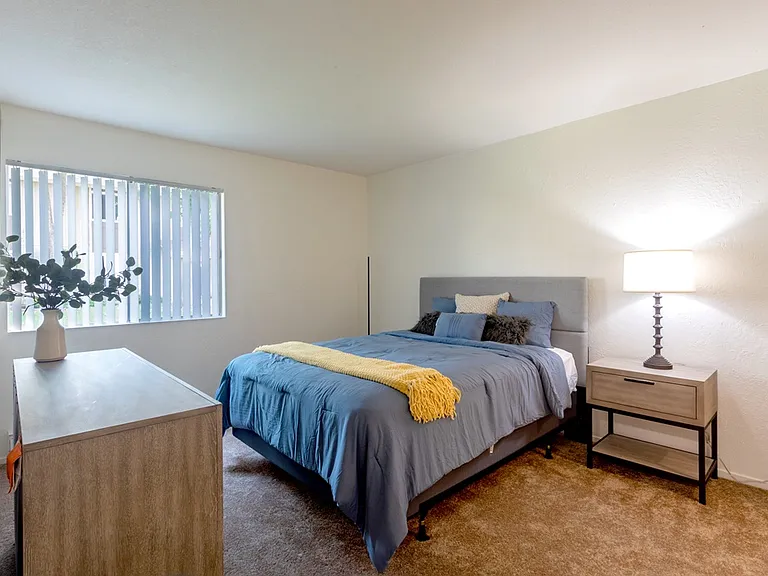 Almaden Terrace — Photo 10