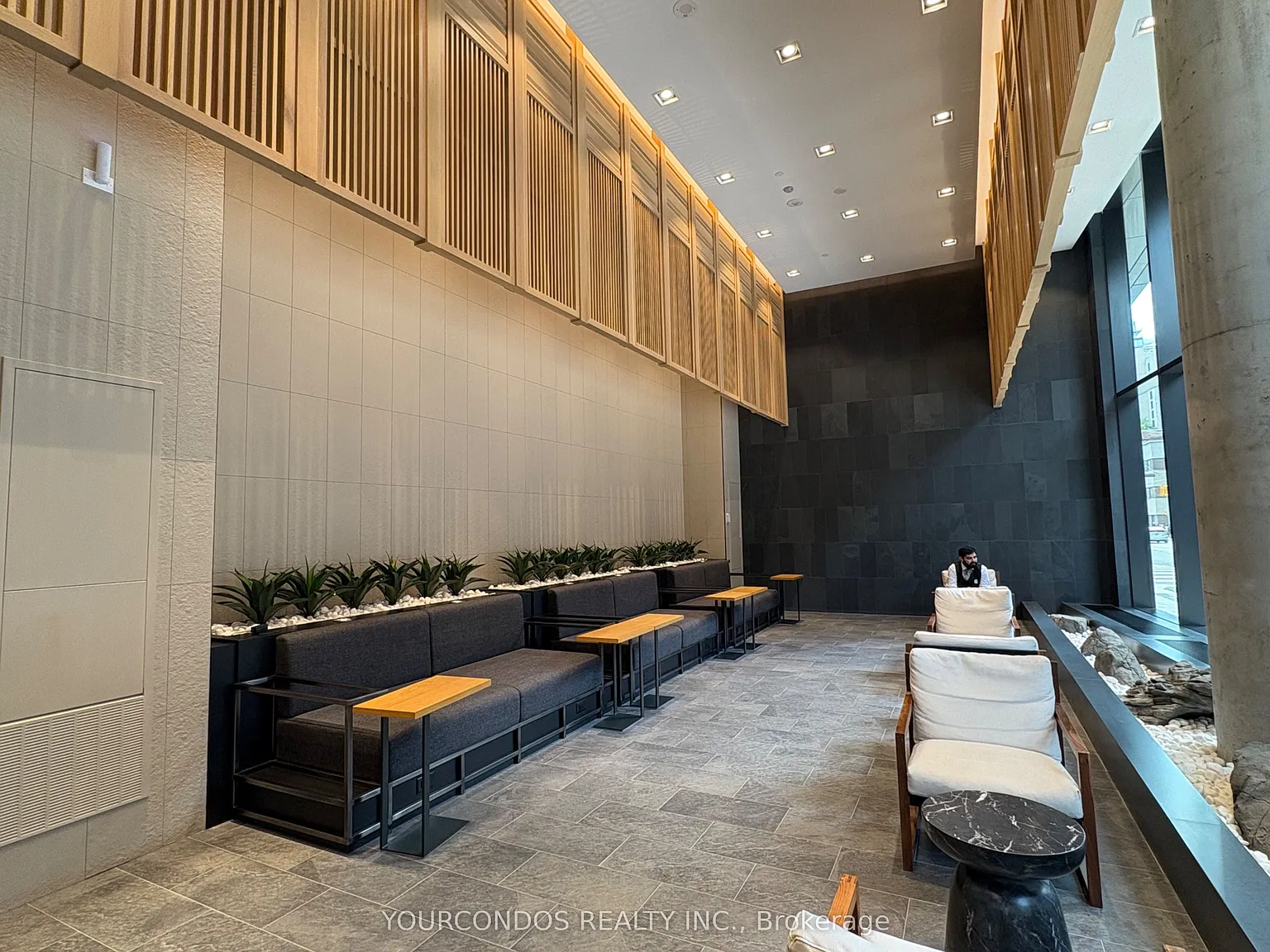 2 bed, $3,200 — Photo 4