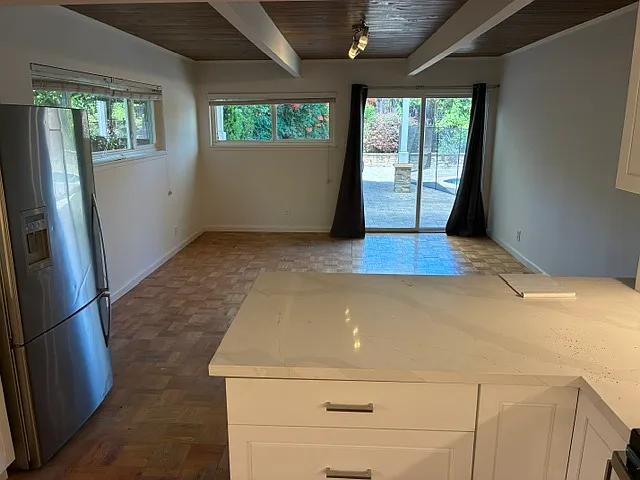 1271 Windsor Way — Photo 18