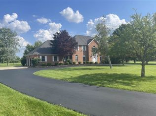 7807 Roberts Rd, Hilliard, OH 43026