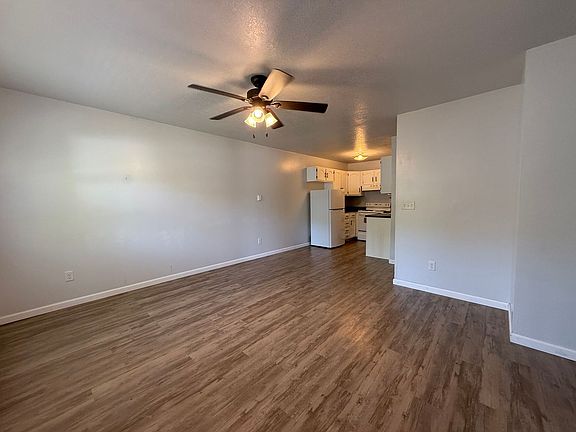2nd image of 1104 N Walnut St #5