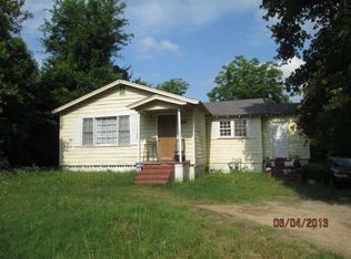 4455 Robinson Dr, Macon, GA 31206