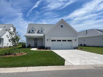 21 E Singing Avenue, Hampstead, NC, 28443