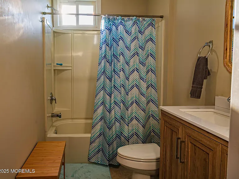 70 N Bath Ave #1 — Photo 15