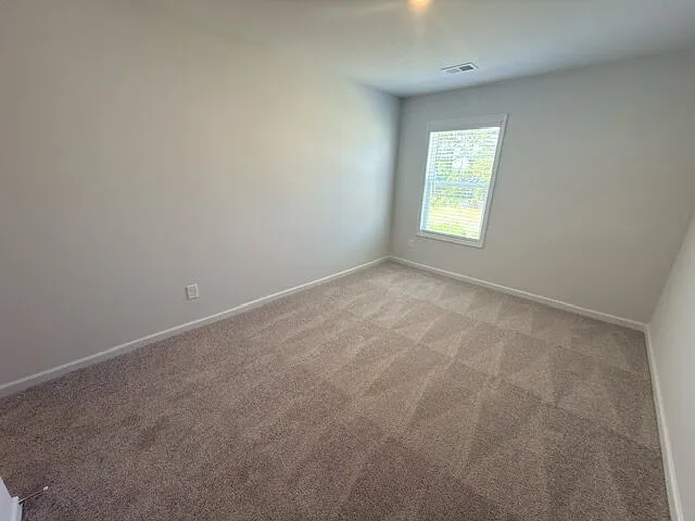 121 Bartlett Dr — Photo 7
