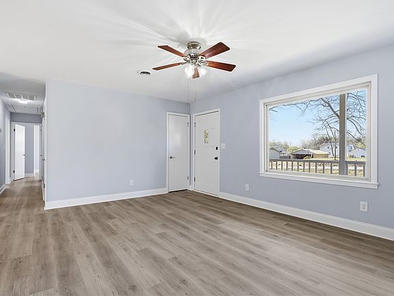 5th image of 410 Springdale Ave