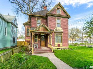 902 22nd St, Rock Island, IL