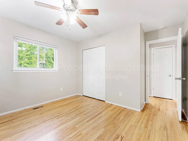 1225 Fairground St — Photo 7