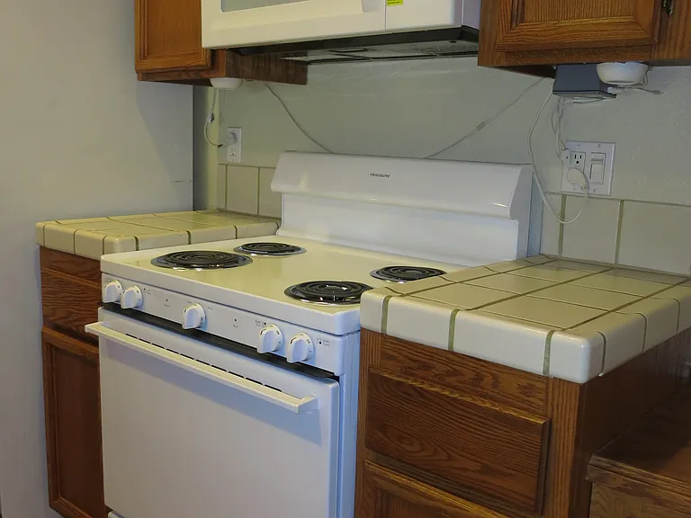 1400 Carpentier St — Photo 7