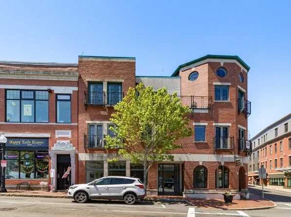 196 Main St Unit 1, Gloucester, MA 01930