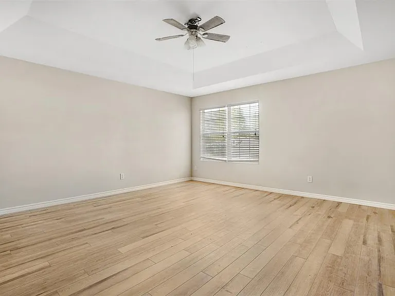 410 Laurel Sage Dr — Photo 16