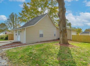 305 Padin St, Troy, IL
