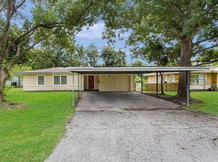 2005 Lenz St, La Marque, TX 77568