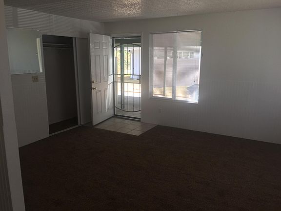 4th image of 8209 Luzader Ln SW