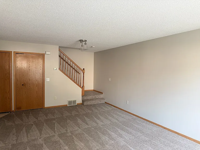 14748 Excelsior Ln — Photo 11