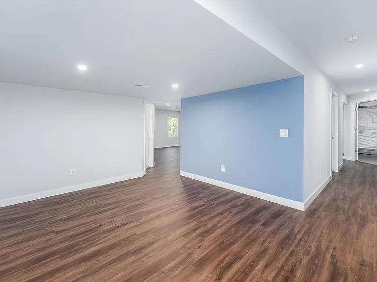93 Archer Dr — Photo 49