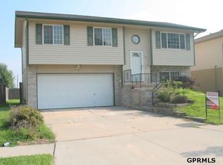 1614 24th Ave, Council Bluffs, IA 51501