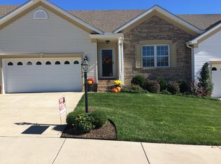 217 Gables Dr, Hurricane, WV 25526