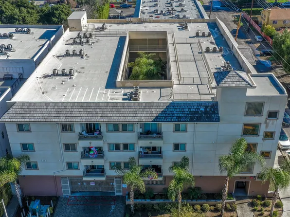 7108 Amigo Ave, 7108 Amigo Ave APT 207, Reseda, CA 91335