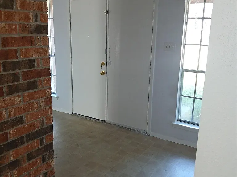 10211 Golden Sunshine Dr — Photo 8