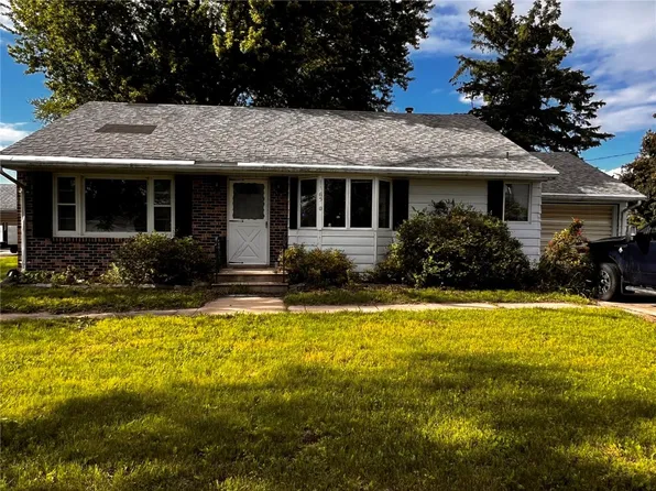 6580 Mount Vernon Rd SE, Cedar Rapids, IA 52403