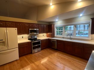 207 S Pine St, Elverson, PA 19520