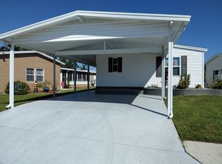 102 Lantana Ln, Parrish, FL 34219