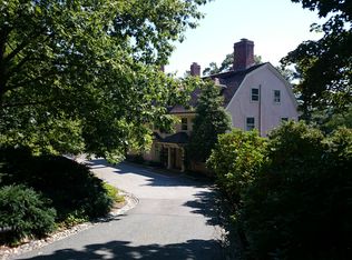 206 Chestnut Hill Rd, Newton, MA 02467