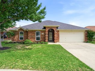 9316 Rhea Ct, White Settlement, TX 76108