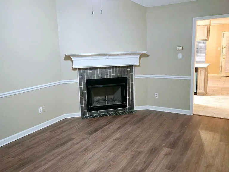 4142 Meadow Chase Cv — Photo 2
