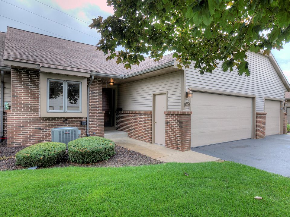 1st image of 2073 Lakeview Dr