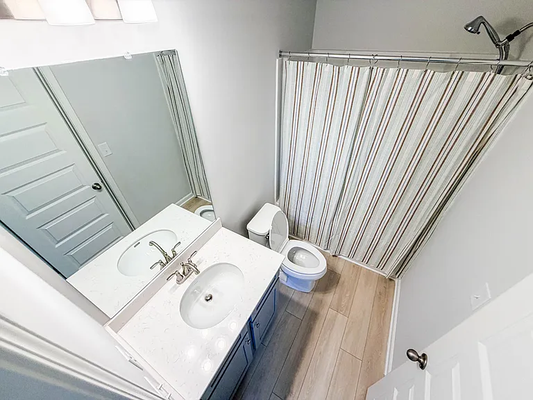 628 Sidney Ct — Photo 47