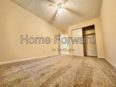 1359 Dix Dr #B — Photo 9