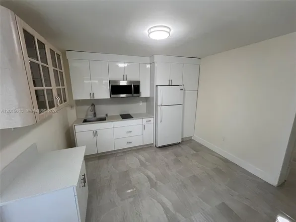 9970 SW 14th Ter #B, Miami, FL 33174