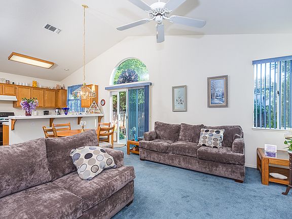 4th image of 773 Clifton Way