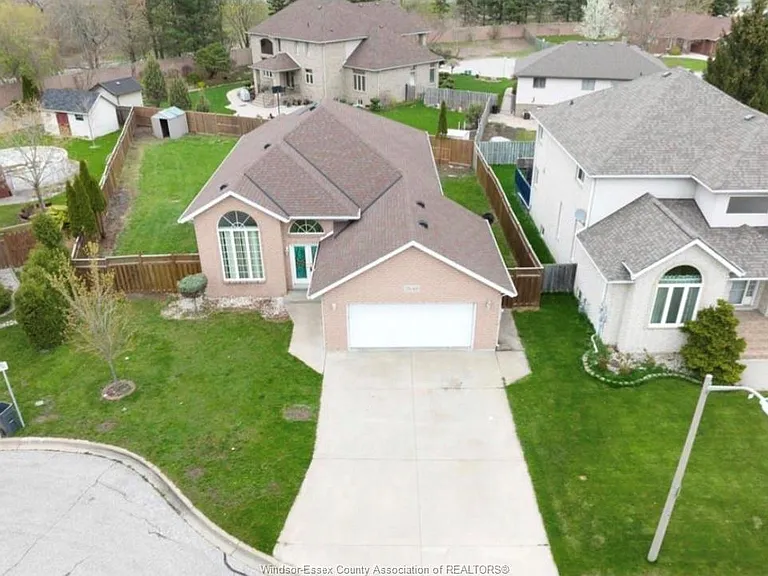 2648 Chick Ct — Photo 2