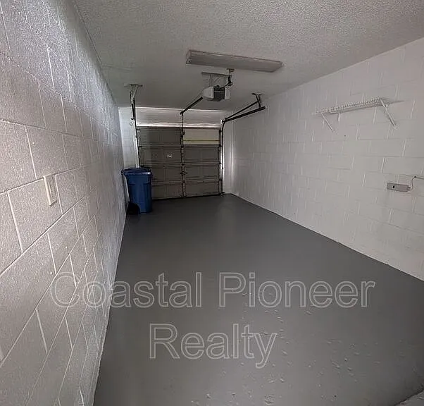 1331 Coolridge Dr — Photo 30